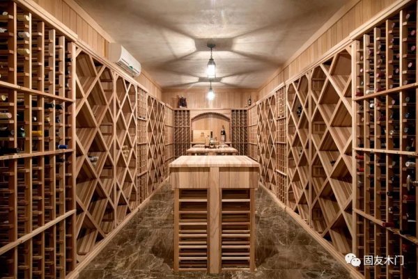 固友整木家居賞析，酒柜是精致生活的開始